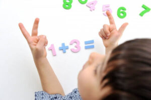 Cách nhận biết con số và dạy bé học số nhanh nhớ